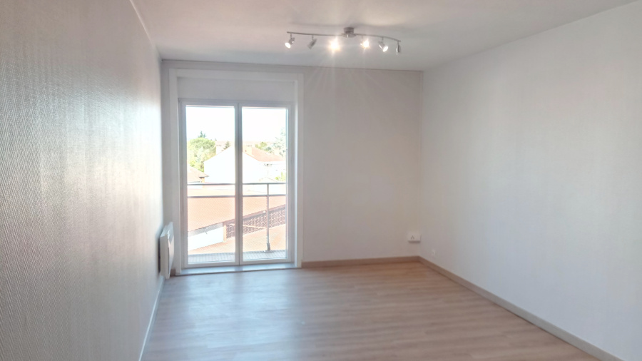 Image_1, Studio, Marmande, ref :8232